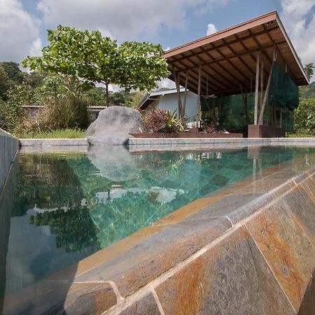 Eden Tica Lodge อูวีตา ภายนอก รูปภาพ