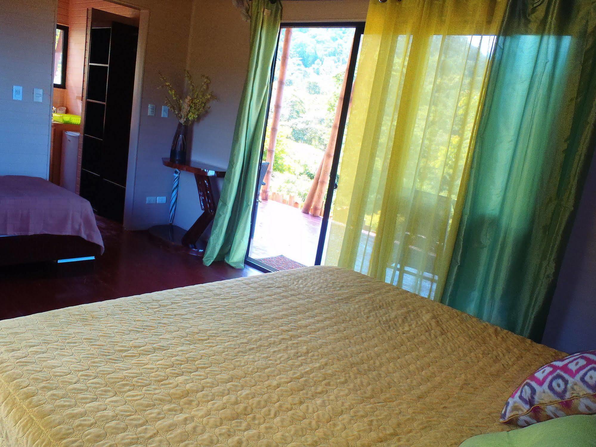 Eden Tica Lodge อูวีตา ภายนอก รูปภาพ