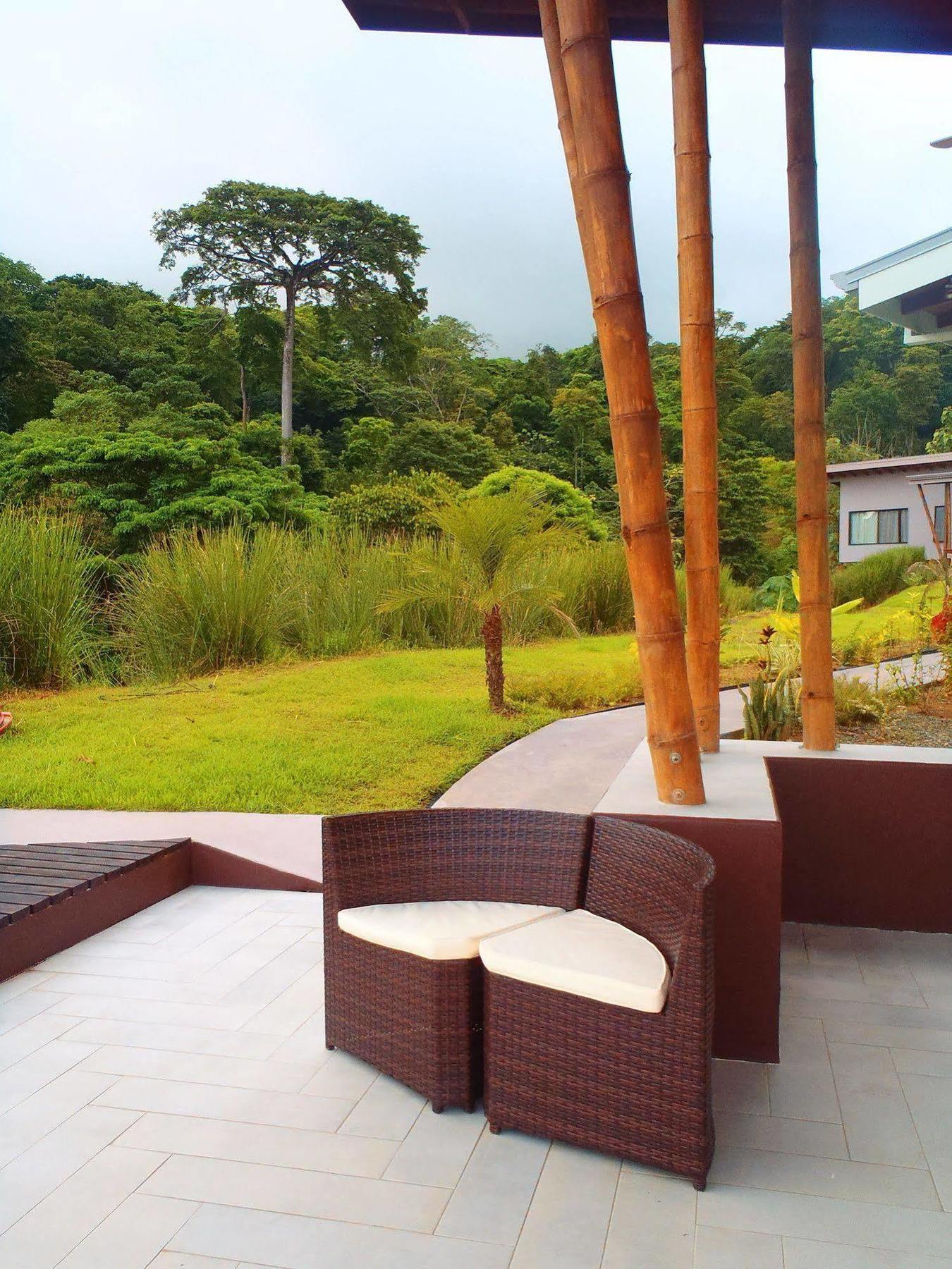 Eden Tica Lodge อูวีตา ภายนอก รูปภาพ