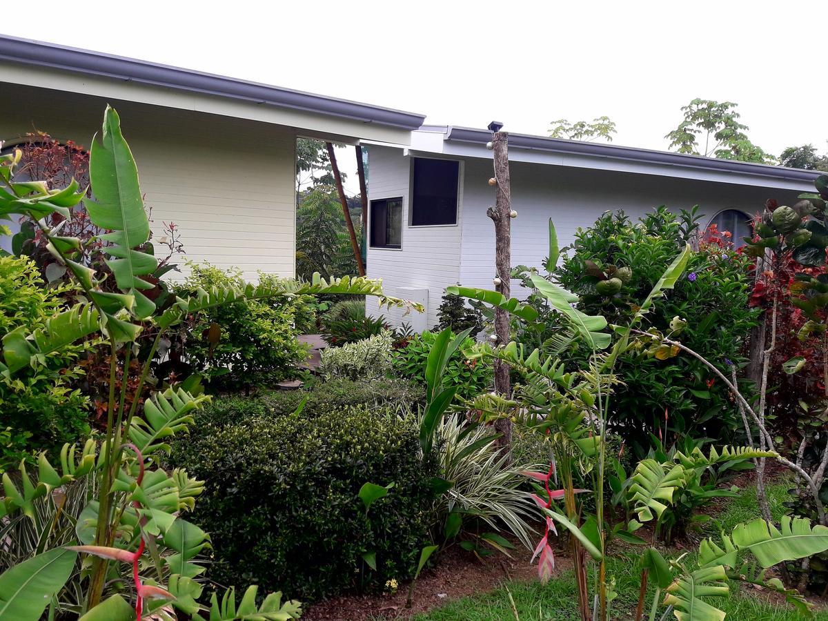 Eden Tica Lodge อูวีตา ภายนอก รูปภาพ